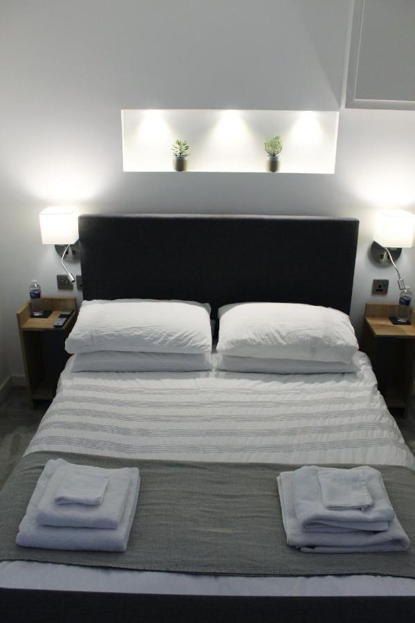 One One Five Apartment Swansea Dış mekan fotoğraf